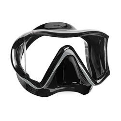 I3 Mask Black With Black Skirt